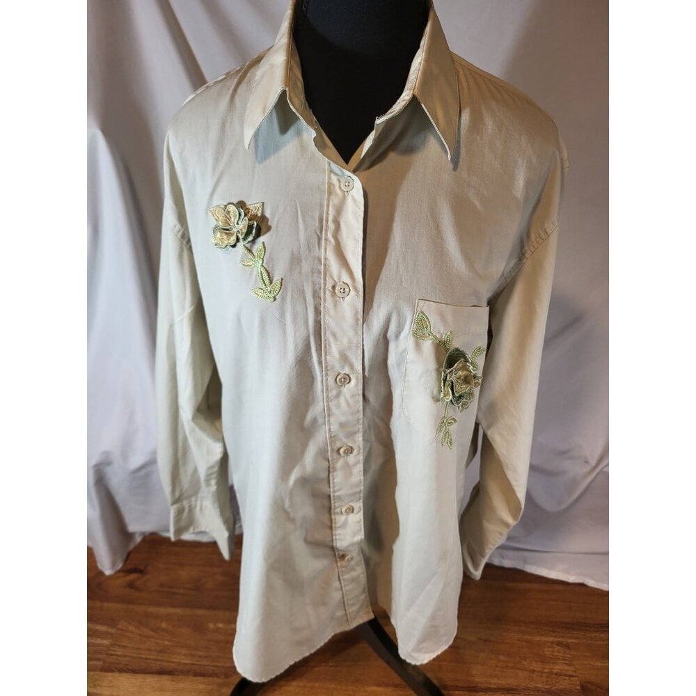 Las‎ Olas Long Sleeve Button Down Shirt M Embroidered Floral Beige